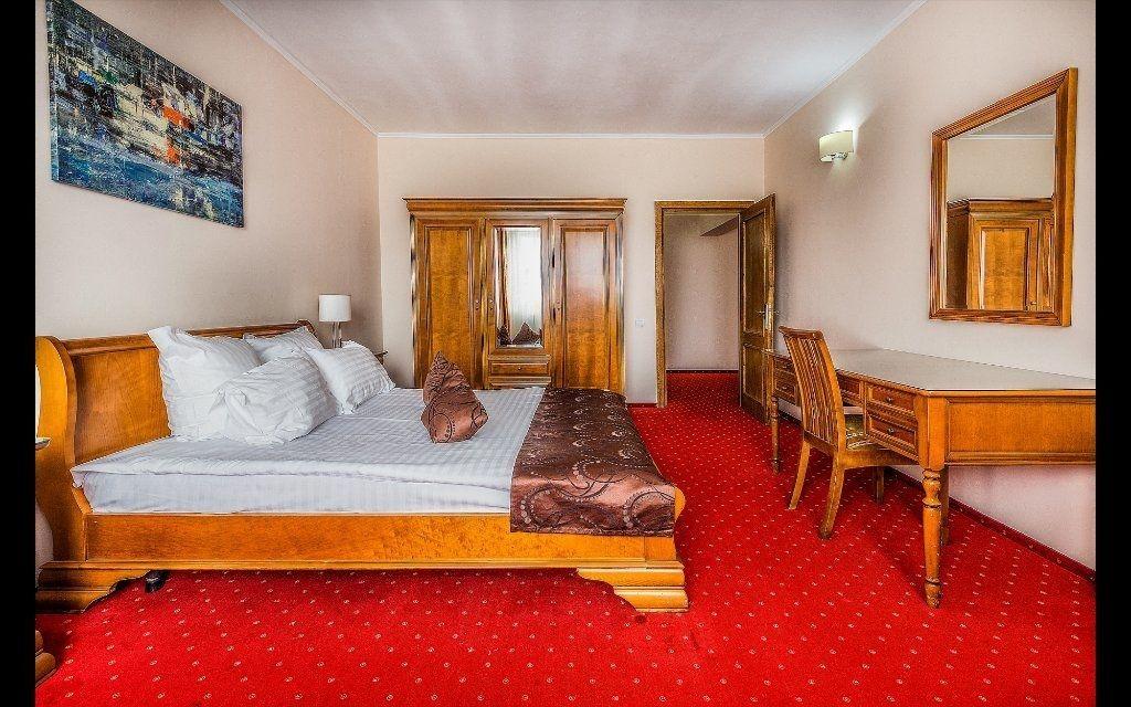 Hotel Athos R.M.T. Cluj-Napoca Exterior photo