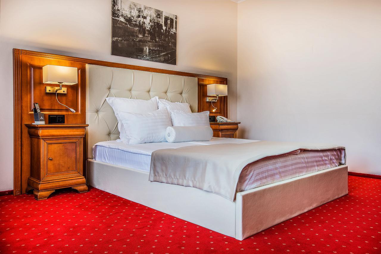 Hotel Athos R.M.T. Cluj-Napoca Room photo